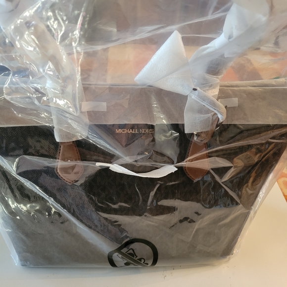 MICHAEL KORS "SHEILA" TOTE BAG - Picture 7 of 8